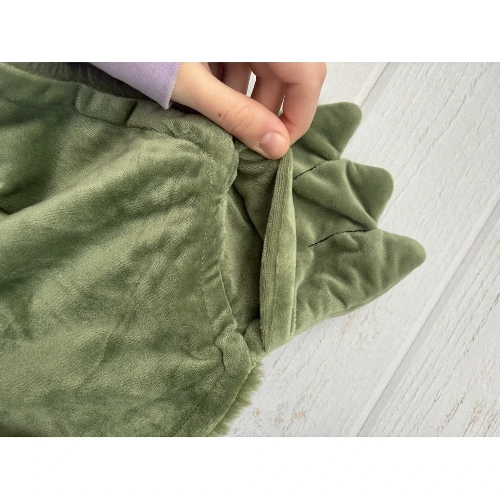 Pillowfort‎ Plush Dinosaur 3D Hooded Blanket, NWOT